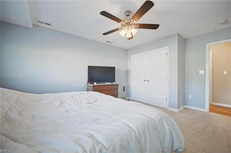 Photo 13 of 30 residential for sale in Norfolk virginia