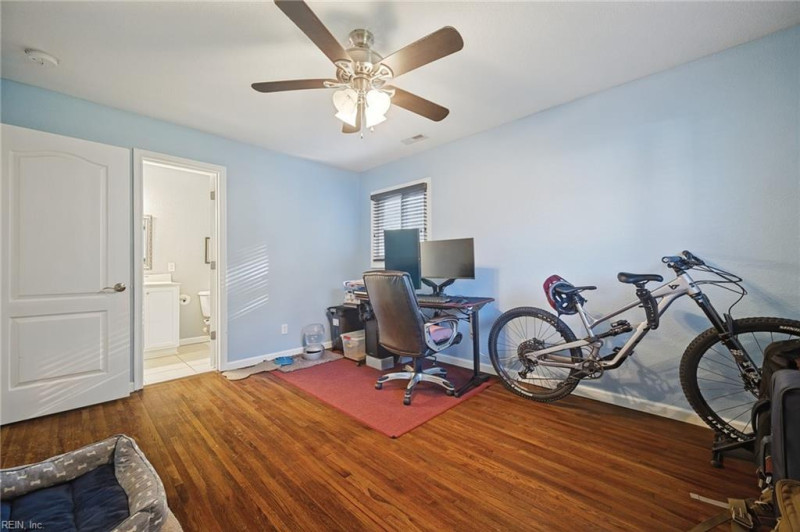 Photo 18 of 30 residential for sale in Norfolk virginia