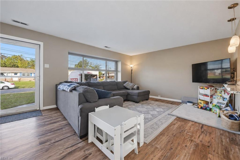 Photo 2 of 30 residential for sale in Norfolk virginia