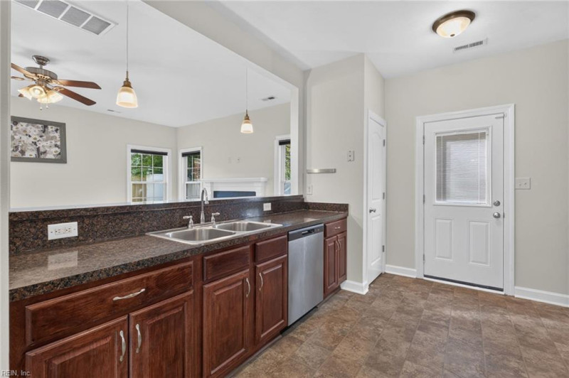 Photo 9 of 28 residential for sale in Chesapeake virginia Photo 9 of 28 residential for sale in Chesapeake virginia
