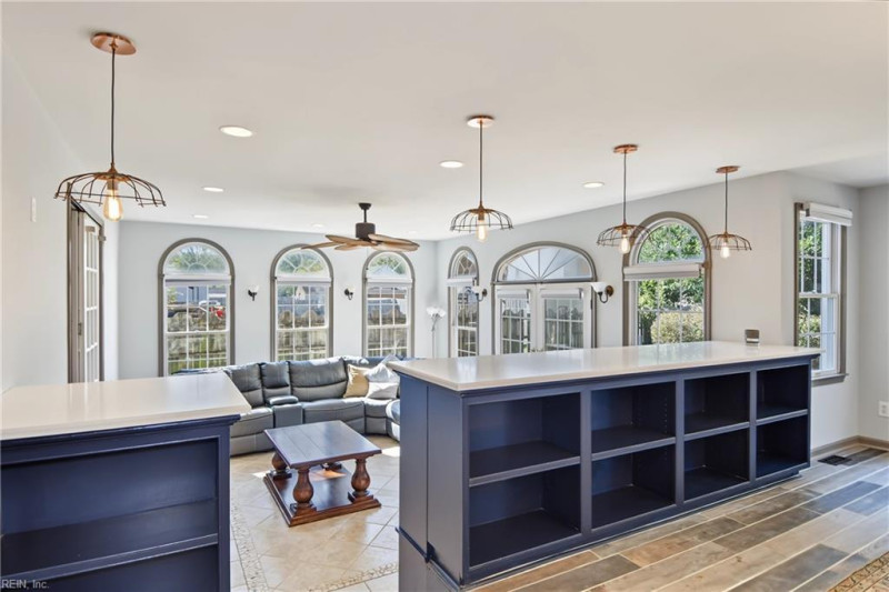 Photo 15 of 49 residential for sale in Virginia Beach virginia