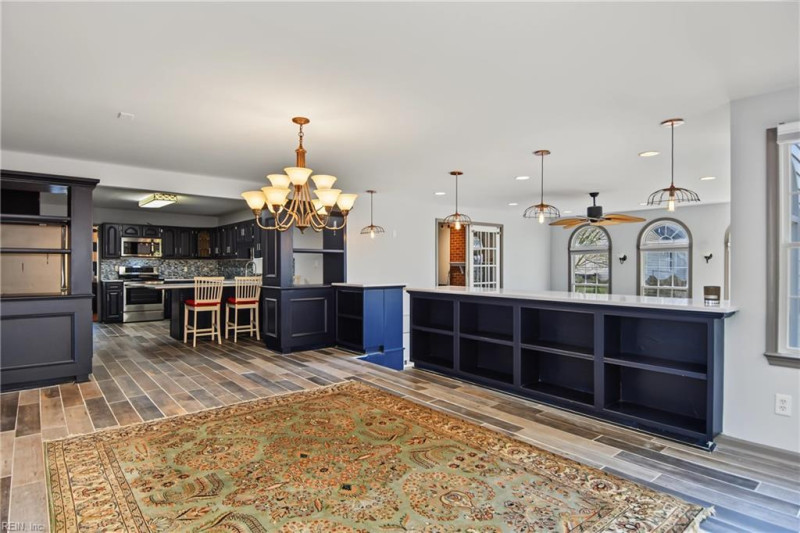 Photo 18 of 49 residential for sale in Virginia Beach virginia