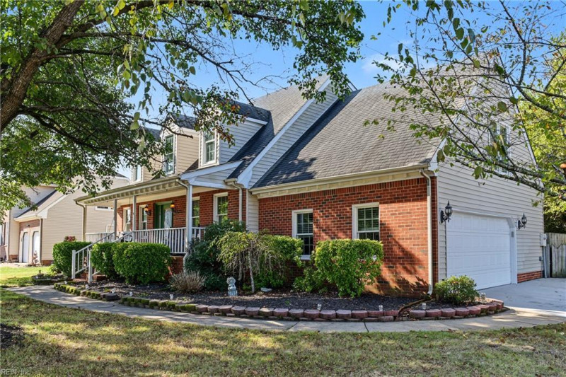 Photo 2 of 49 residential for sale in Virginia Beach virginia