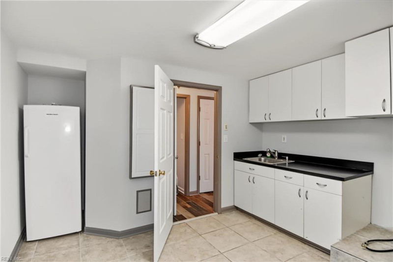 Photo 27 of 49 residential for sale in Virginia Beach virginia