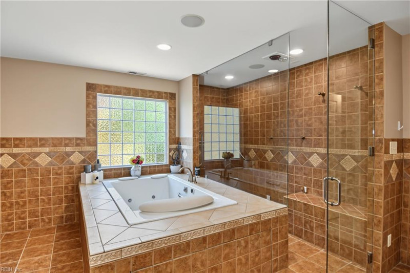 Photo 32 of 49 residential for sale in Virginia Beach virginia