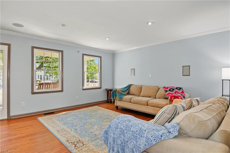 Photo 6 of 49 residential for sale in Virginia Beach virginia