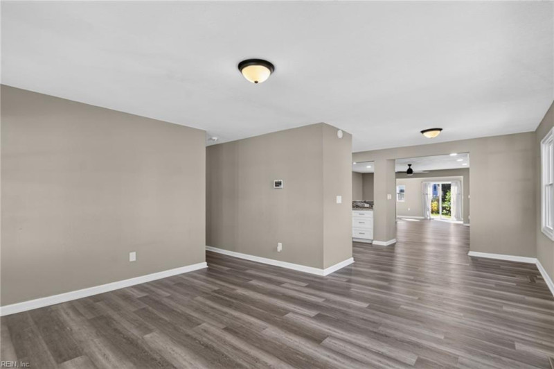 Photo 8 of 34 residential for sale in Norfolk virginia