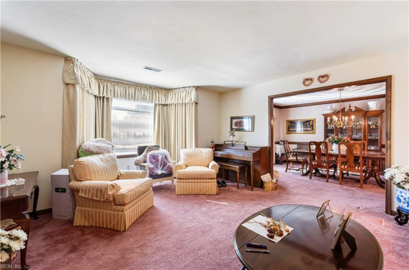 Photo 6 of 17 residential for sale in Chesapeake virginia Photo 6 of 17 residential for sale in Chesapeake virginia