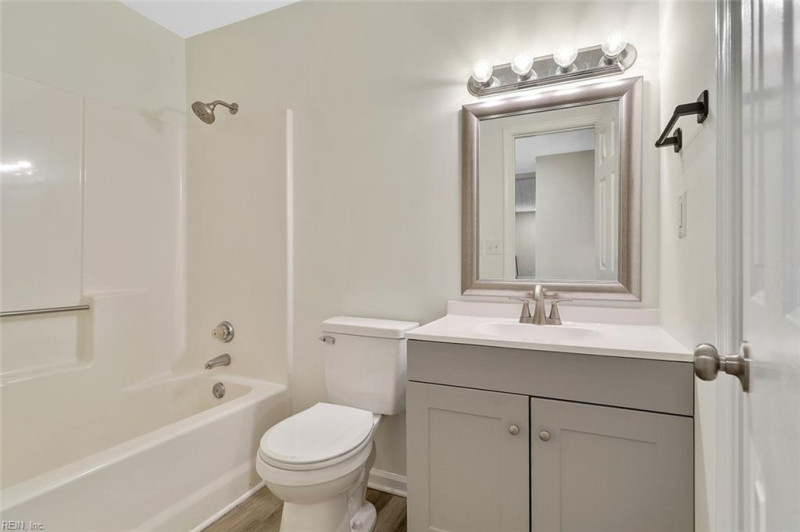 Photo 17 of 19 residential for sale in Chesapeake virginia Photo 17 of 19 residential for sale in Chesapeake virginia