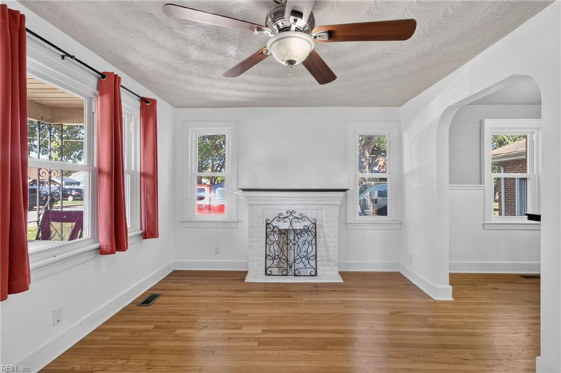 Photo 5 of 27 residential for sale in Portsmouth virginia Photo 5 of 27 residential for sale in Portsmouth virginia