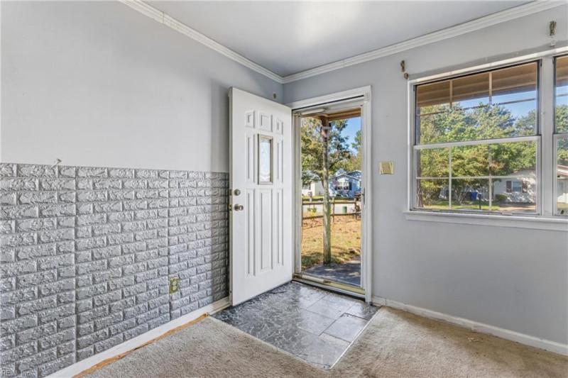 Photo 2 of 45 residential for sale in Portsmouth virginia
