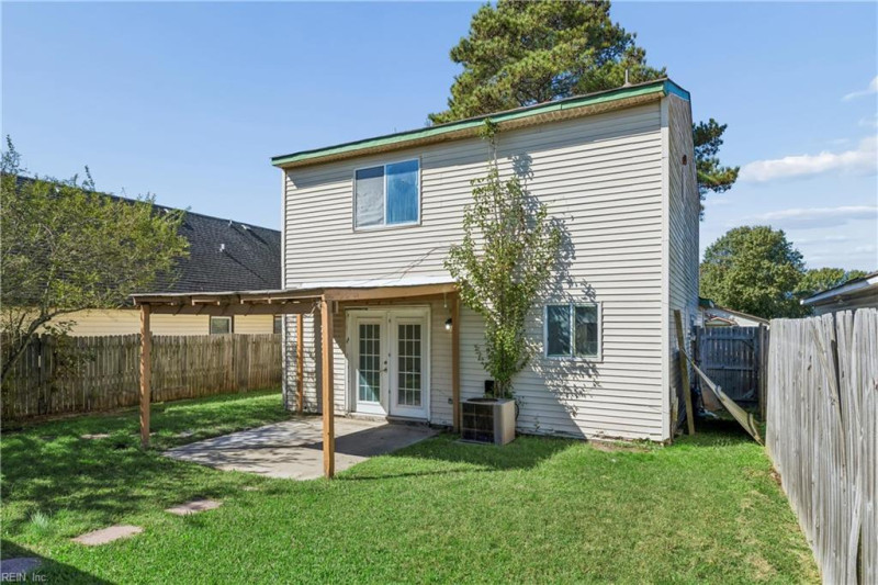 Photo 35 of 45 residential for sale in Portsmouth virginia