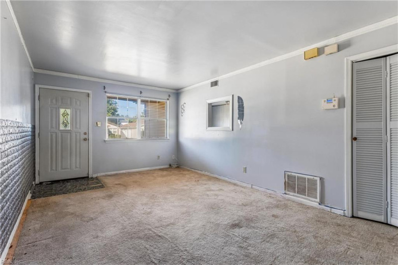Photo 6 of 45 residential for sale in Portsmouth virginia