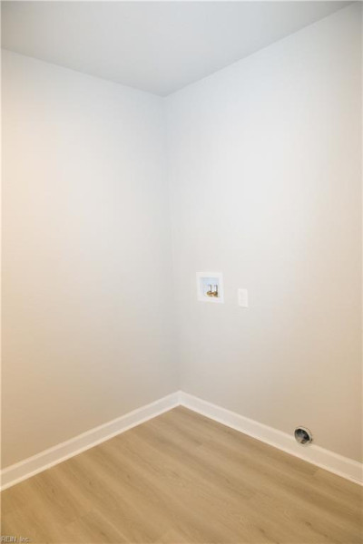 Photo 24 of 37 residential for sale in Chesapeake virginia