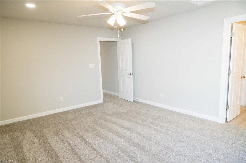 Photo 30 of 37 residential for sale in Chesapeake virginia