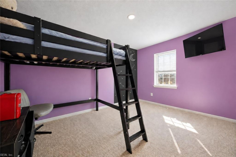 Photo 17 of 33 residential for sale in Virginia Beach virginia