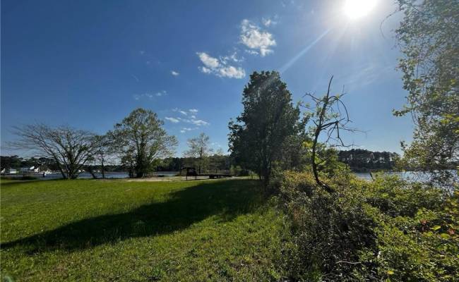 100 Fernwood Farms Road, Chesapeake, VA 23320