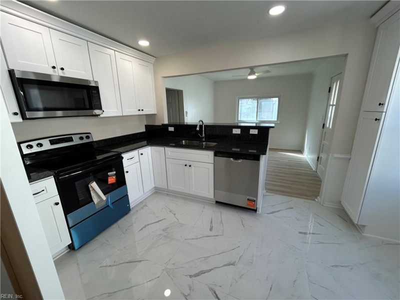 Photo 4 of 30 residential for sale in Norfolk virginia Photo 4 of 30 residential for sale in Norfolk virginia