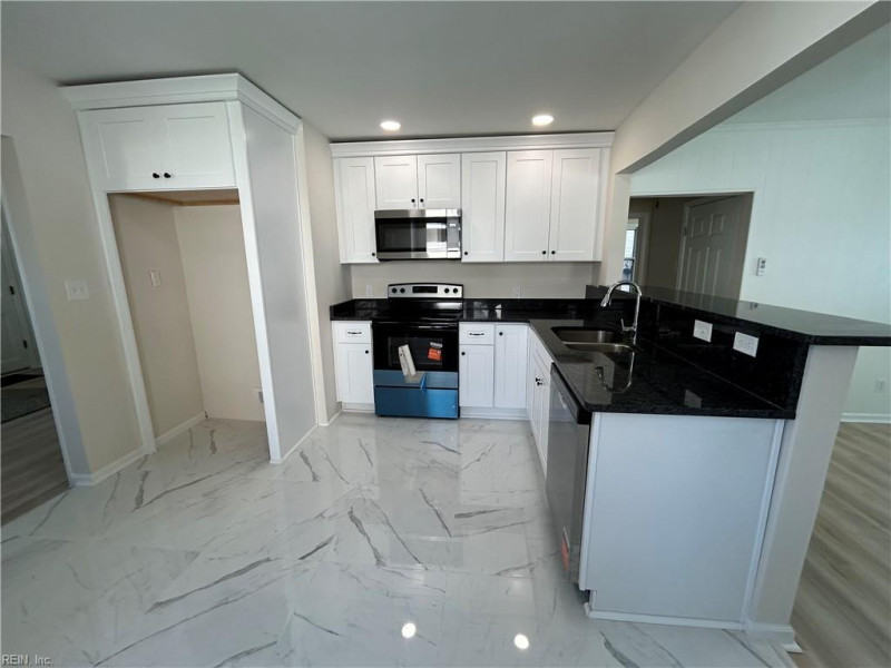 Photo 5 of 30 residential for sale in Norfolk virginia Photo 5 of 30 residential for sale in Norfolk virginia