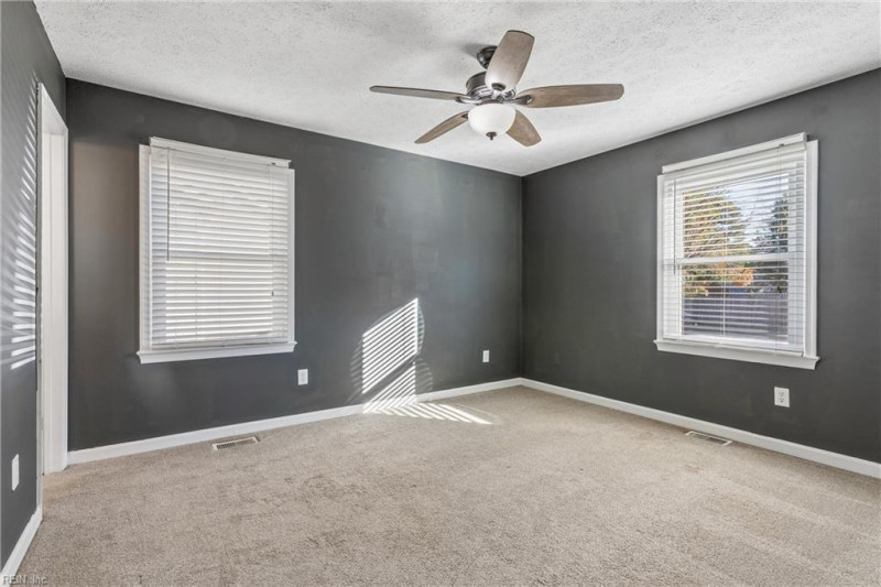 Photo 25 of 36 residential for sale in Hampton virginia