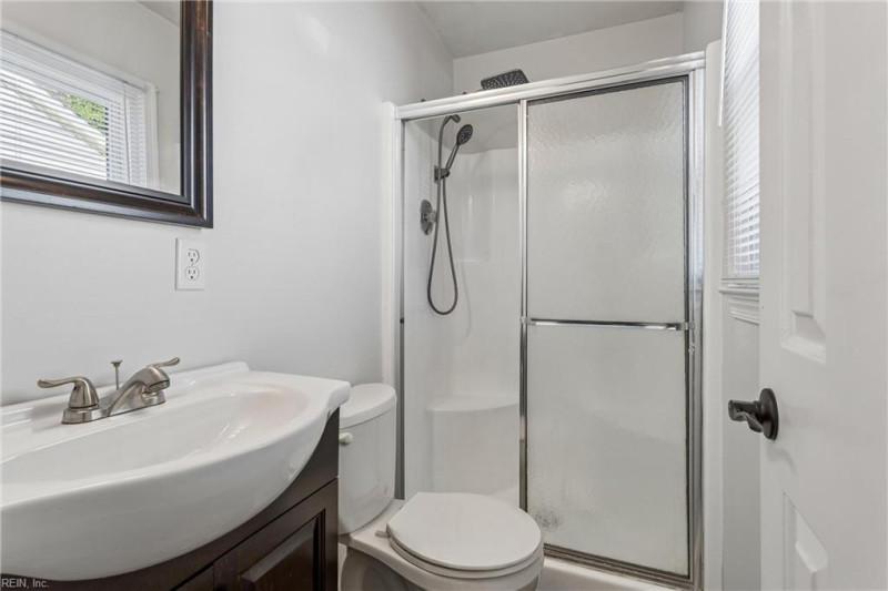 Photo 28 of 36 residential for sale in Hampton virginia