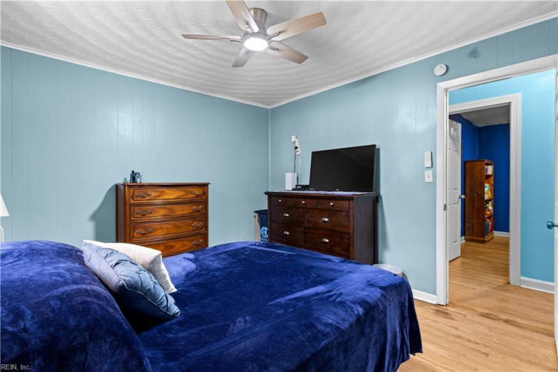 Photo 24 of 39 residential for sale in Chesapeake virginia