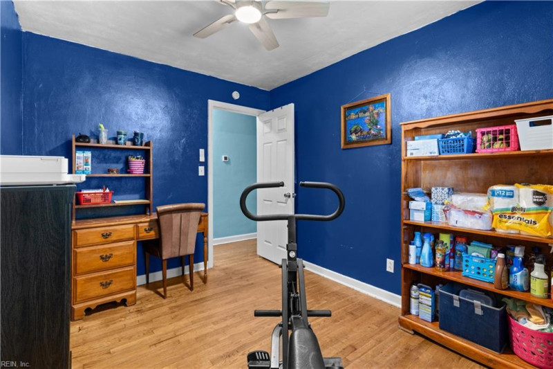 Photo 26 of 39 residential for sale in Chesapeake virginia