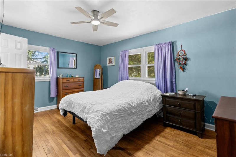 Photo 29 of 39 residential for sale in Chesapeake virginia