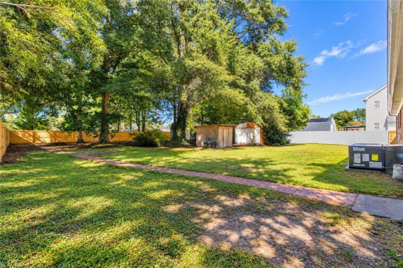 Photo 38 of 39 residential for sale in Chesapeake virginia