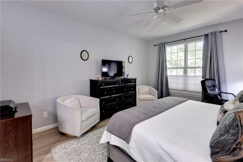 Photo 14 of 34 residential for sale in Williamsburg virginia