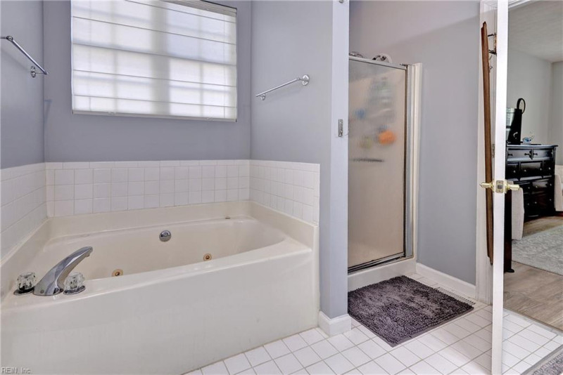 Photo 17 of 34 residential for sale in Williamsburg virginia