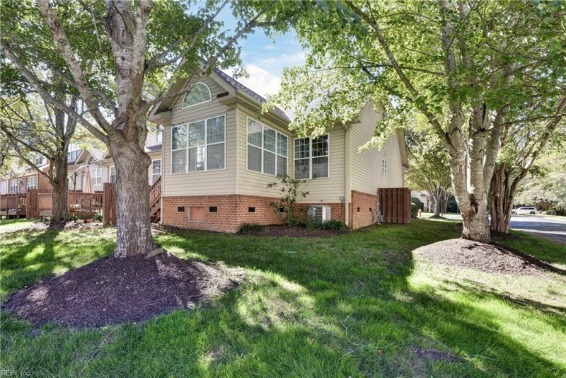Photo 32 of 34 residential for sale in Williamsburg virginia