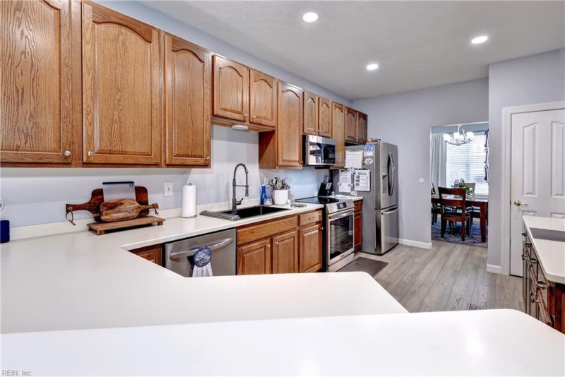 Photo 7 of 34 residential for sale in Williamsburg virginia