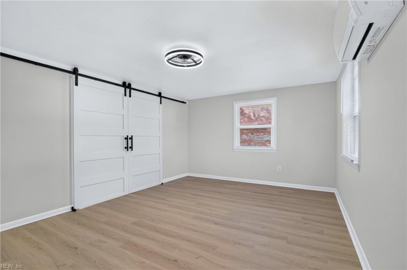 Photo 10 of 25 residential for sale in Hampton virginia