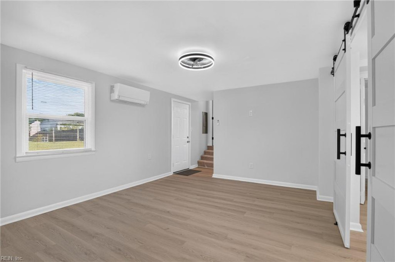 Photo 12 of 25 residential for sale in Hampton virginia