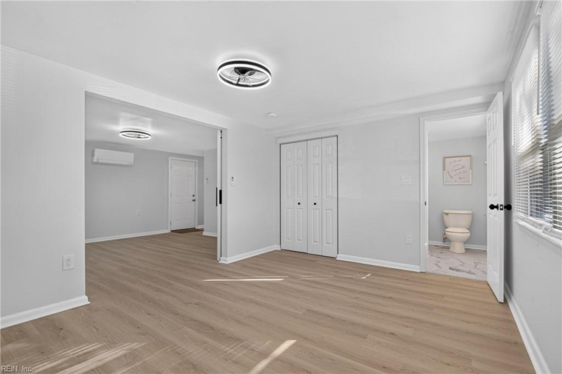Photo 14 of 25 residential for sale in Hampton virginia