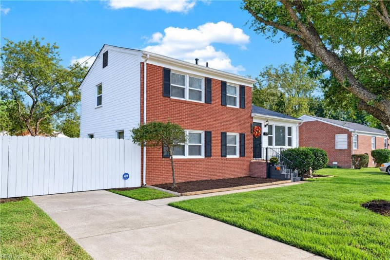 Photo 2 of 25 residential for sale in Hampton virginia