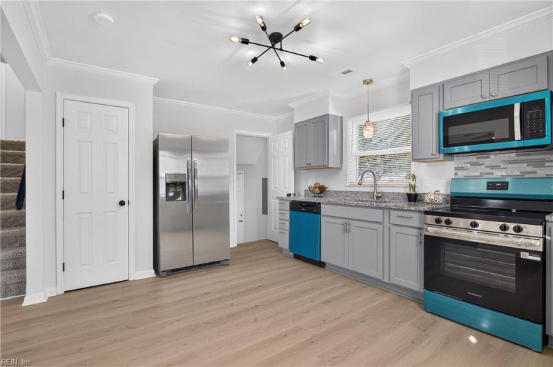 Photo 8 of 25 residential for sale in Hampton virginia