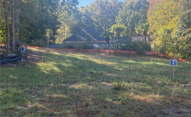 5353 Ridgewood Hills Drive, James City County, VA 23188