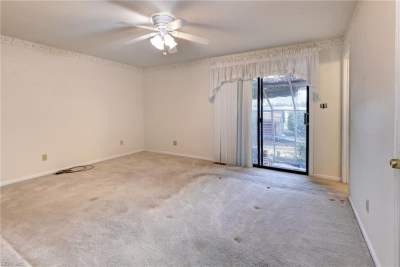 Photo 17 of 31 residential for sale in Poquoson virginia