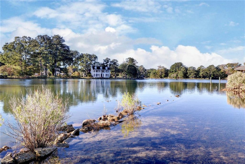 Photo 29 of 31 residential for sale in Poquoson virginia