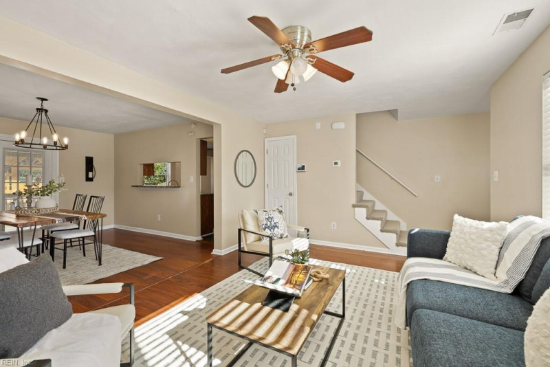 Photo 11 of 44 residential for sale in Norfolk virginia