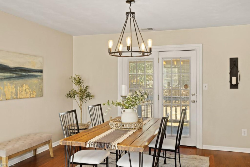 Photo 13 of 44 residential for sale in Norfolk virginia