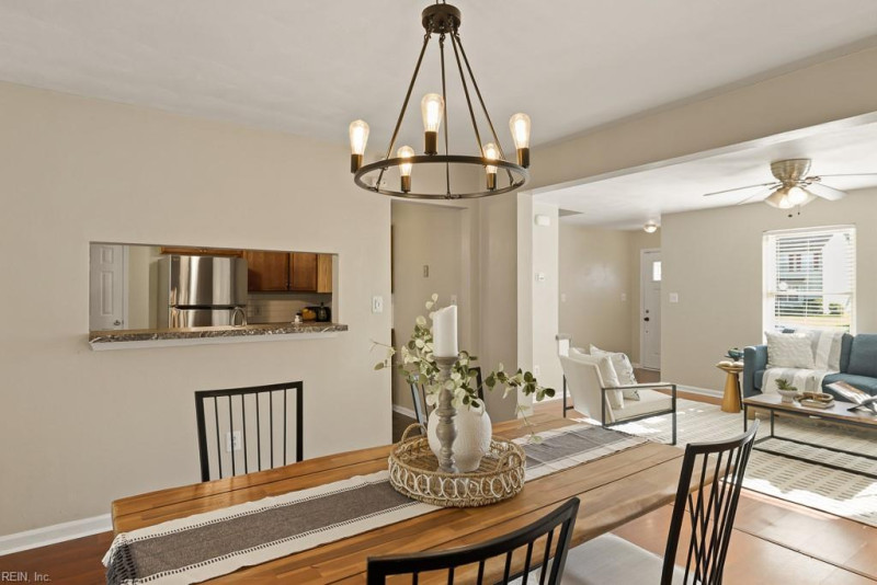 Photo 17 of 44 residential for sale in Norfolk virginia