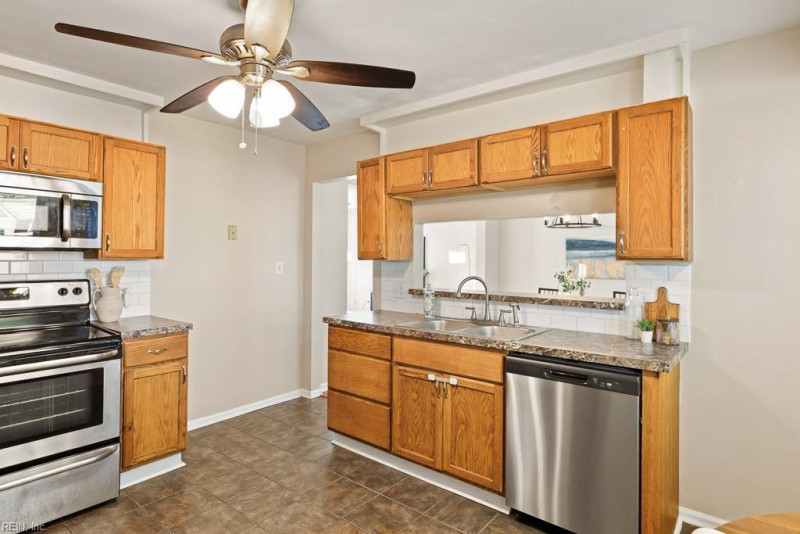 Photo 22 of 44 residential for sale in Norfolk virginia