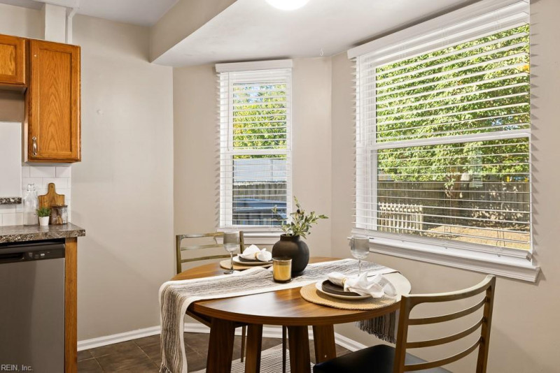 Photo 27 of 44 residential for sale in Norfolk virginia
