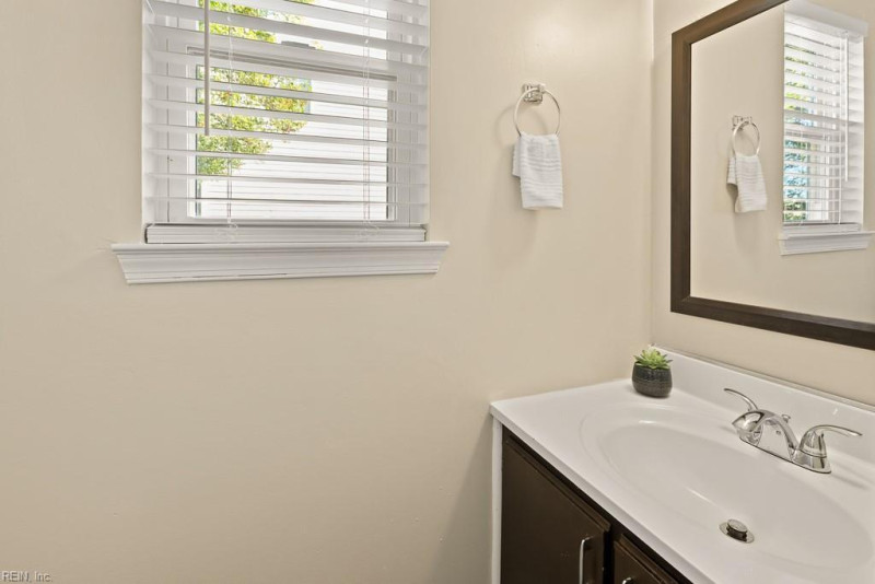 Photo 28 of 44 residential for sale in Norfolk virginia
