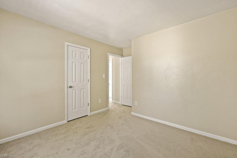 Photo 35 of 44 residential for sale in Norfolk virginia