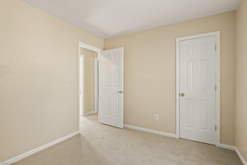 Photo 38 of 44 residential for sale in Norfolk virginia