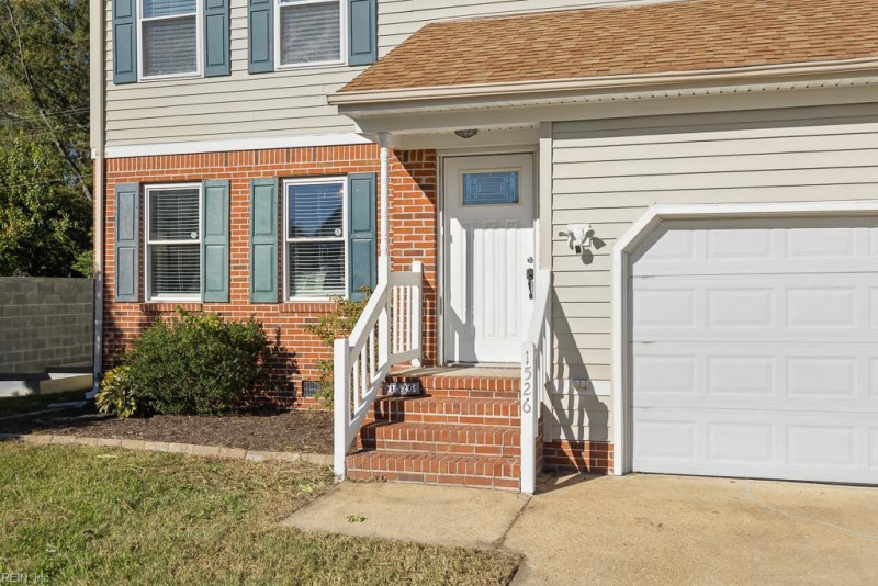 Photo 4 of 44 residential for sale in Norfolk virginia
